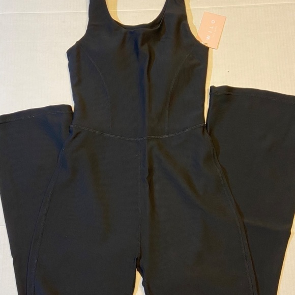 Wilo the Label Women Flare Jumpsuit Black Athletic Travel Workout Loungewear Rib - Picture 5 of 9